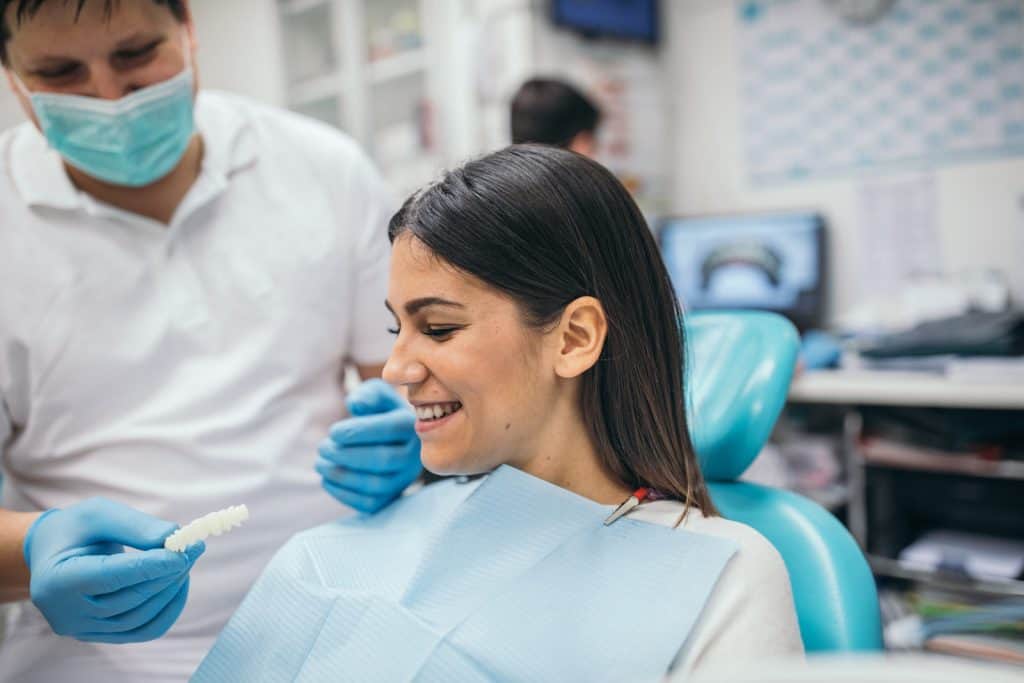 dental implant surgeon in Singapore